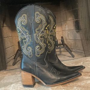 Womens leather cowboy boots